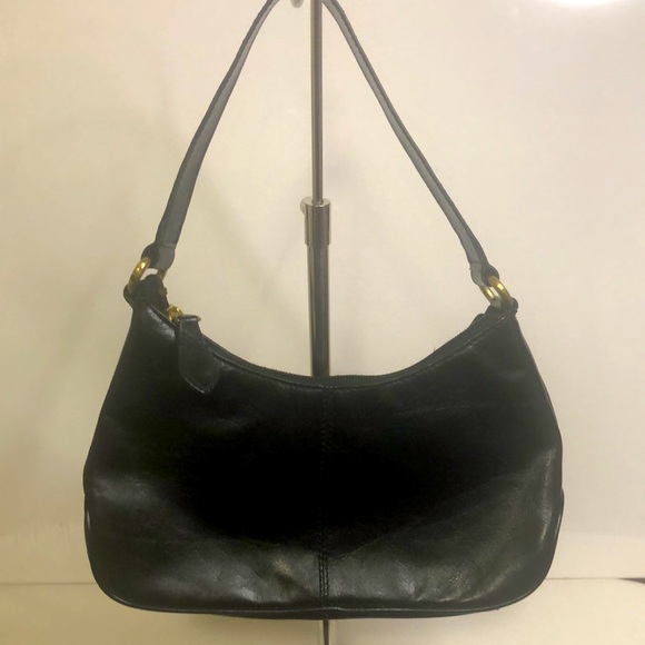 WILSON’S LEATHER black small shoulder bag. Gold chain link in front. Super cute. - Picture 3 of 9